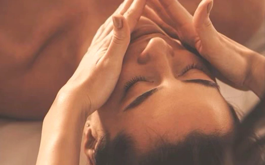 zoe hora wellness